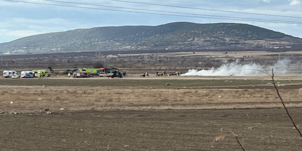 Türkiyədə iki hərbi helikopter havada toqquşub, biri general olmaqla, 6 hərbçi həlak olub